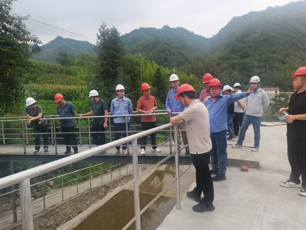 竹山縣文峪河流域硫鐵礦區(qū)地下水污染綜合防治工程（一期工程EPC總承包）項目順利通過竣工驗收2.jpg